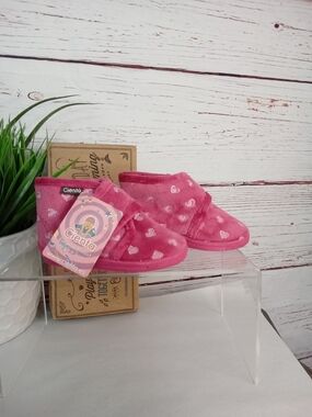 Cienta Kids Pink Heart Slippers EU 23 US 7 Toddler NWT